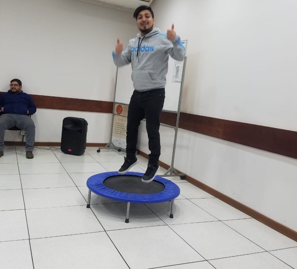 executivepart's tweet image. #FelizSabado | Curso de "𝗠𝗮𝗻𝗲𝗷𝗼 𝗱𝗲 𝗘𝘀𝘁𝗿é𝘀 𝘆 𝗔𝘂𝘁𝗼𝗰𝘂𝗶𝗱𝗮𝗱𝗼"🙆‍♂️ impartido por nuestra Coach Carolina Mena Barría👩‍🏫

Consulta para mayor información sobre cursos para tu empresa📝

#ExecutivePartners #Autoconocimiento #Clientes #Logros