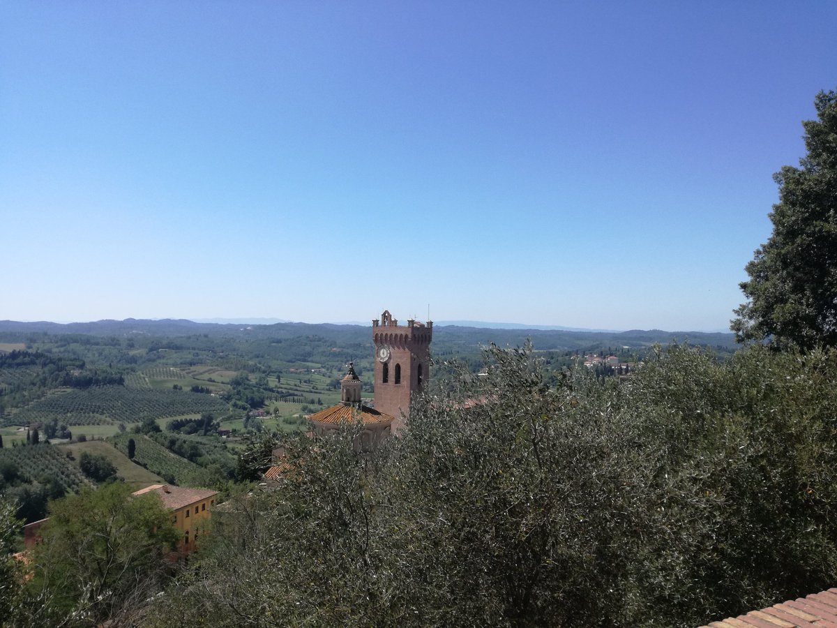 morianisergio's tweet photo. San #Miniato Pi Le origini della torre risalgono al XIII secolo. Unitamente alla Torre di Matilde, il campanile del Duomo, è il simbolo della città. @Daiche_partiamo @lemurinviaggio @Assaggidiviaggi @RobertaIsceri @viaggiodolce @viaggimarilore @DaEmozioni @DarioViaggio @VCrocitti https://t.co/vwSJ3l1jlm