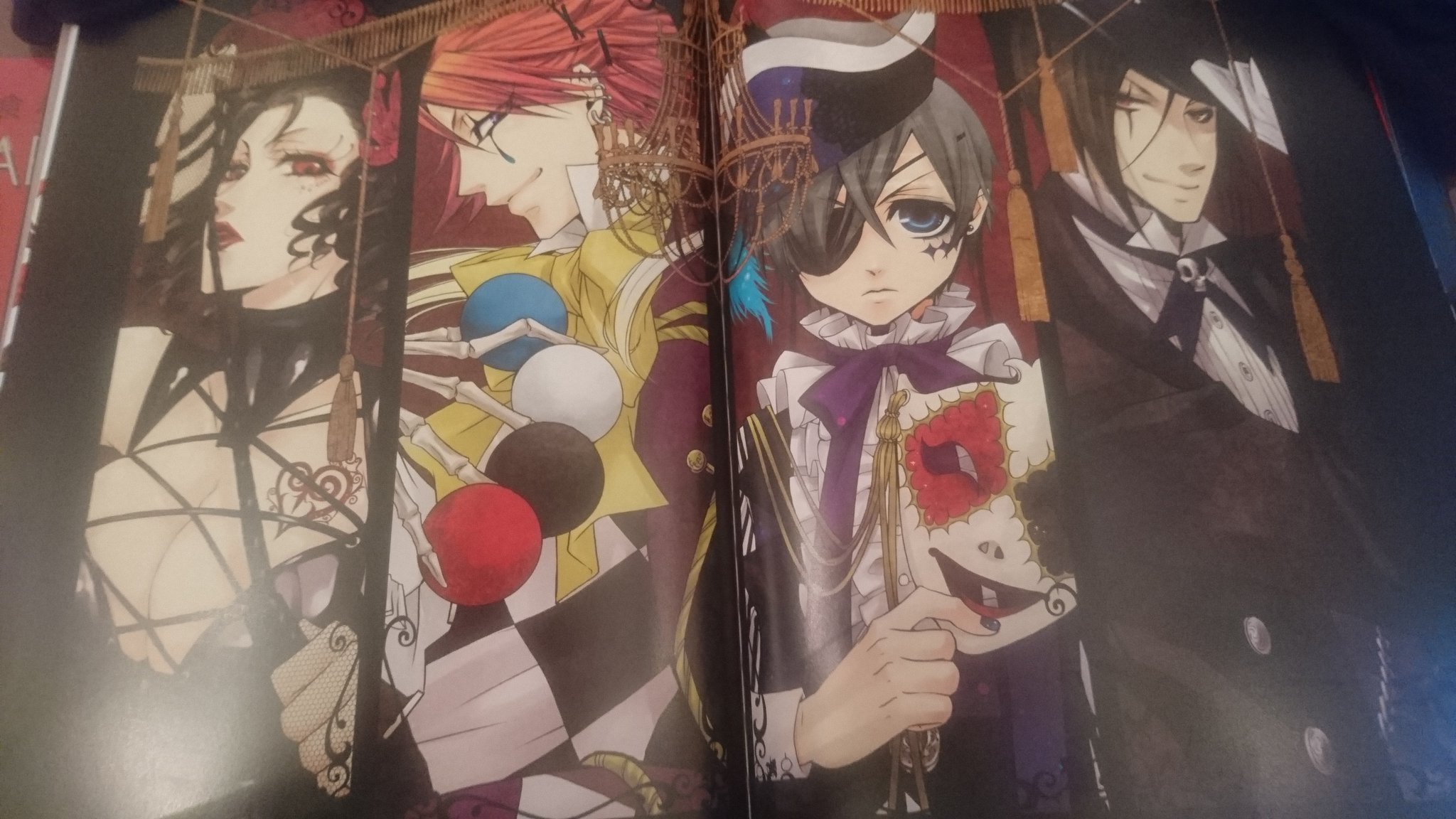 ミウ En Twitter おはようございます 枢やな画集 黒執事1 嫁さんのやけど嫁さんも画集 イラスト集など好きな感じです 好きな作家の個展 原画展などを良く行ってたらしい 黒執事 枢やな