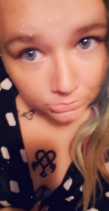 https://t.co/Ei9X9sCwQ9<a href="/tag/polyamory"class="tags"><span>#polyamory</span></a><a href="/tag/pansexual"class="tags"><span>#pansexual</span></a><a href="/tag/onlyfansgirl"class="tags"><span>#onlyfansgirl</span></a>