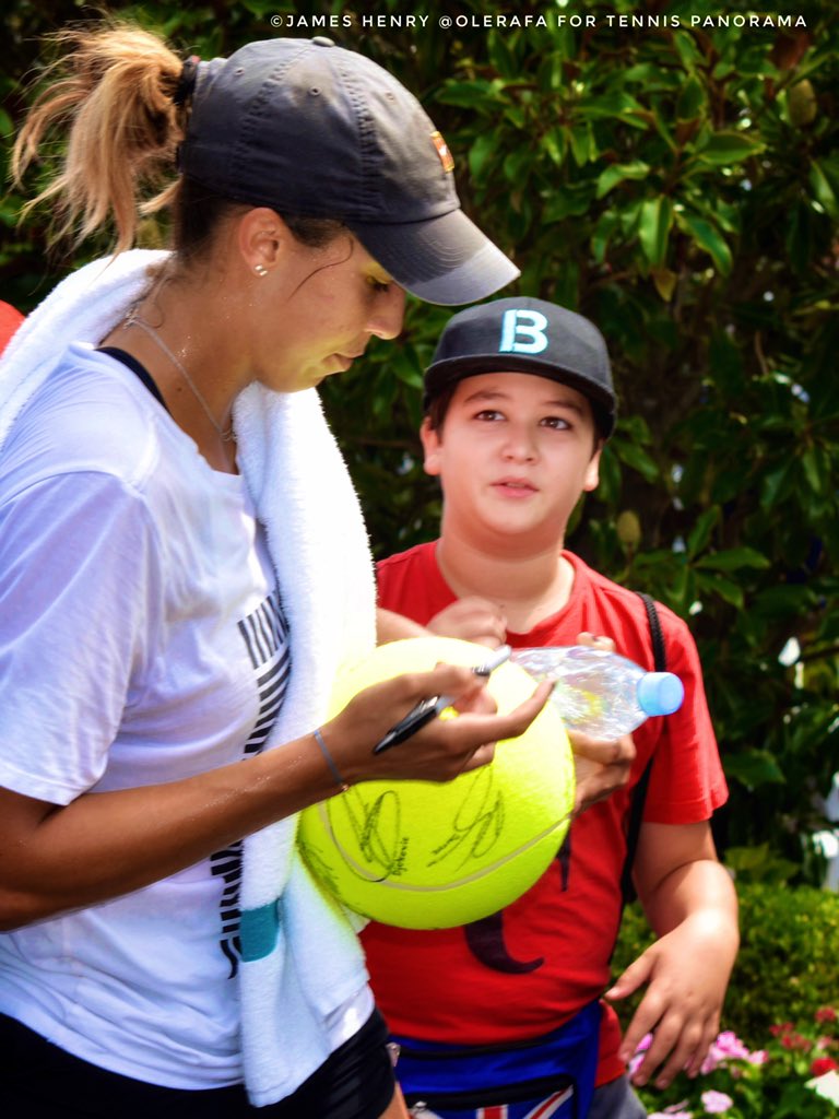 TennisNewsTPN's tweet photo. #CincyTennis fans can get up close and personal with #tennis stars like #USOpen finalist @Madison_Keys β¨ #fearlesslygirl https://t.co/c2X9xCIjQS