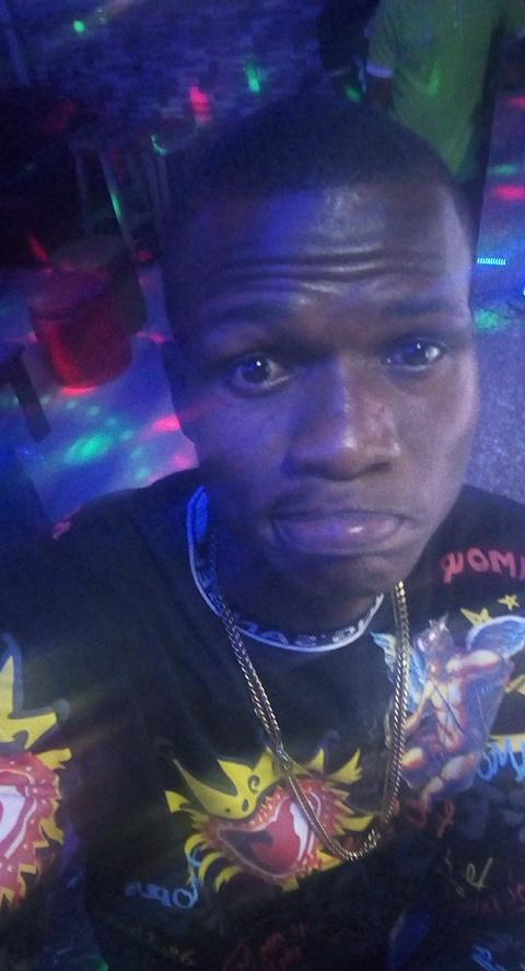 ASoyingbe's tweet image. Just chilling at my place of work never a dull moment