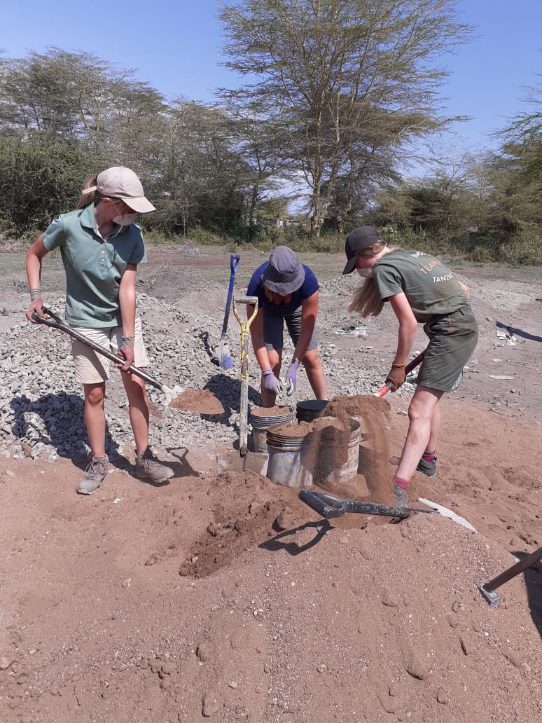 camptanzania's tweet photo. We can do this team #Teamembe #CampsEffect #DoSomethingAmazing @CampsInt https://t.co/wTmadesWyb