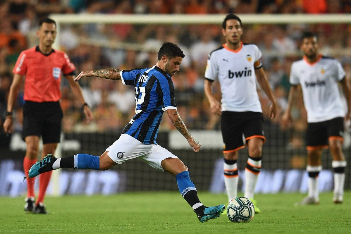 iHere_Inter's tweet photo. نهاية المباراة:

فوز الإنتر على ڤالنسيا 7-6 بضربات الترجيح
بعد نهاية الوقت الأصلي بالتعادل 1-1..

#ValenciaInter #InterOnTour https://t.co/VKIEbW6EOD
