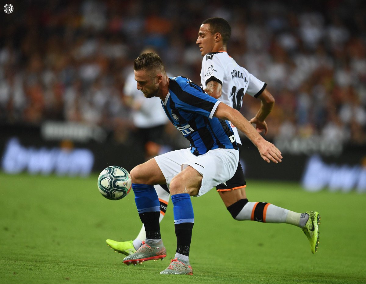 iHere_Inter's tweet photo. نهاية المباراة:

فوز الإنتر على ڤالنسيا 7-6 بضربات الترجيح
بعد نهاية الوقت الأصلي بالتعادل 1-1..

#ValenciaInter #InterOnTour https://t.co/VKIEbW6EOD