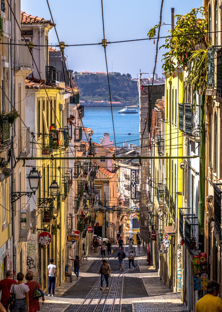 next_voyage's tweet photo. #portugal #lisabon #canonphotography #followforfollowback #clouds #bestphoto #portugalia #lizbona #widok #wakacje #semester #beautifuldestinations #travelphotography #travel #hdr #fotografia #photooftheday https://t.co/gCDWYjtxow