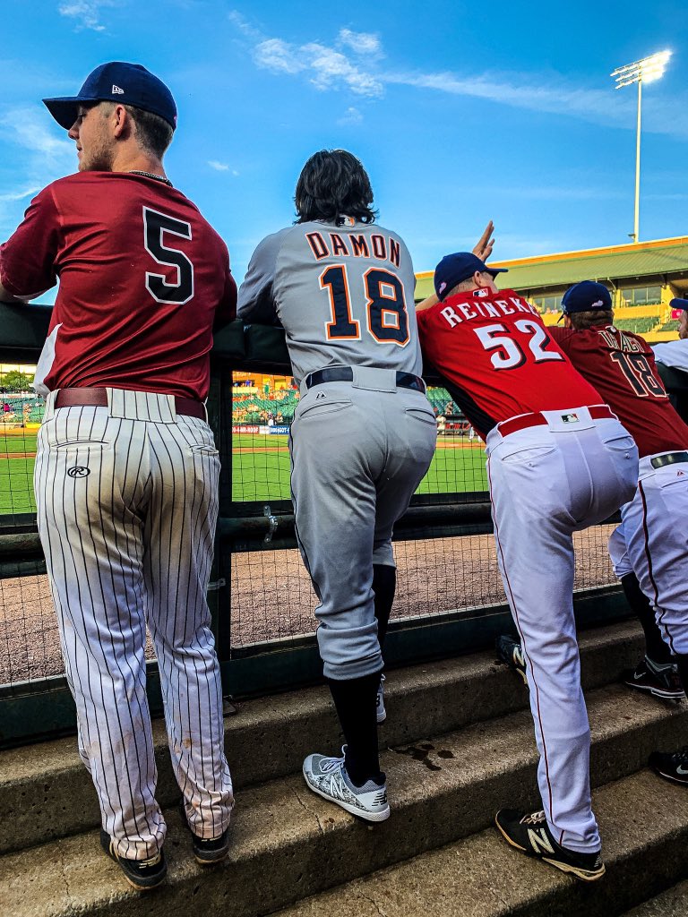 BluegrassWS's tweet image. It’s game three of the #BluegrassWorldSeries! Which uni do you think @JohnnyDamon rocks the best? 🌟⚾️