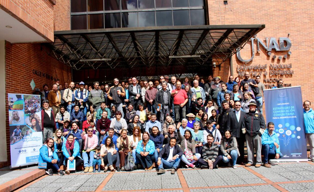 BogotaParticipa's tweet photo. En alianza con la @UniversidadUNAD iniciamos hoy nuestro diplomado 'Estrategias de comunicación comunitaria, dirigido prioritariamente a medios comunitarios del Distrito', en total asistieron 135 personas de 18 localidades de la ciudad. #YoParticipo https://t.co/VyJAPTjakL