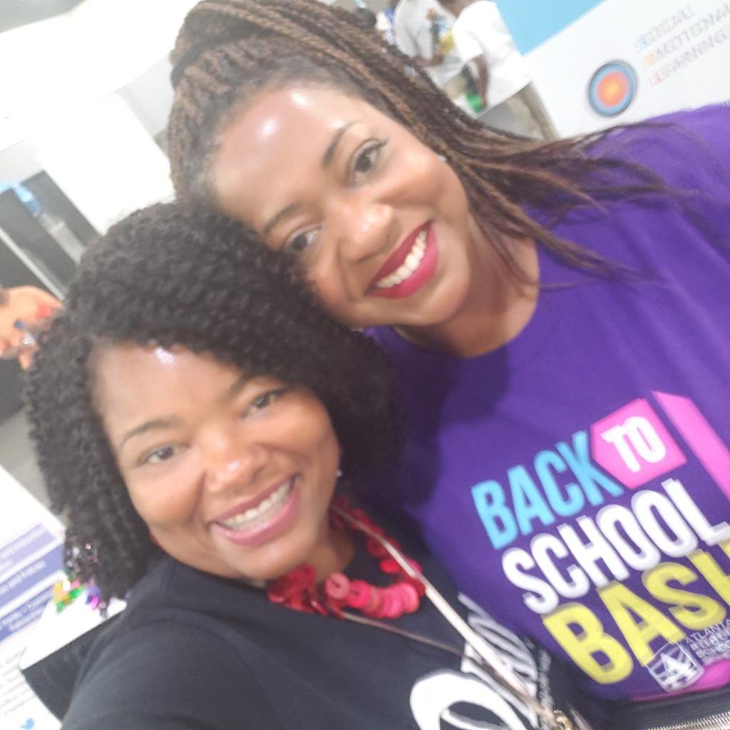Drcooper74's tweet photo. Thank you @HandsOnAtlanta @AtlantaPublic for an amazing day giving back to our families! I had a blast! Meeting my mentor from afar @CarstarphenMJ was such a special treat! My heart is full!! #handsonatlanta #atlantapublic #volunteer #sel https://t.co/q5wqNNScIW