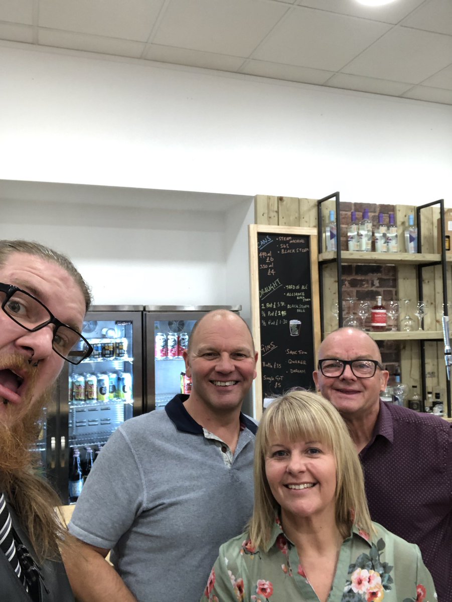Peteatkin2's tweet photo. @YardofAleBrewer tap take over @ALocalLove @PrinceBishops great beer tonight https://t.co/tcGkOjq3pz