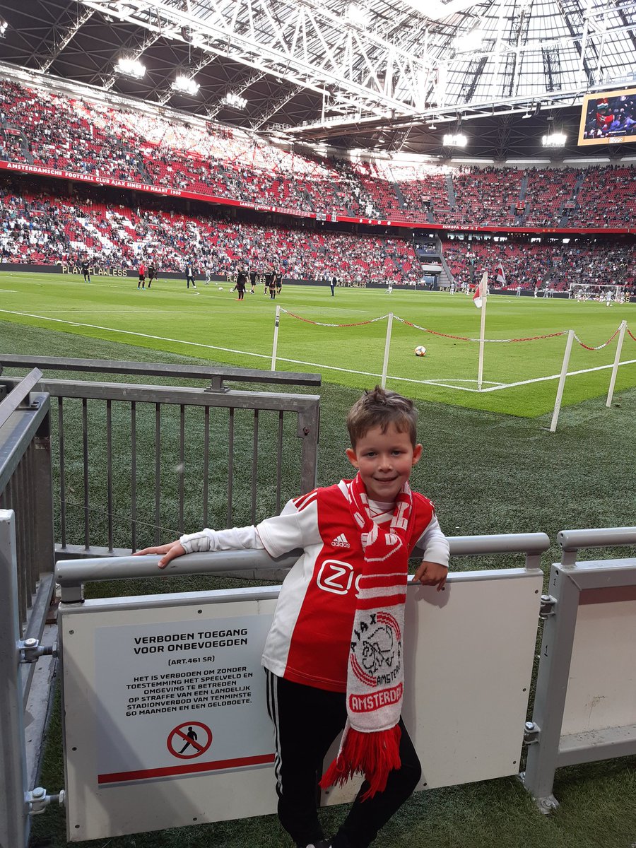 Samen met Xavi in de arena voor zijn #ajaxdebuut