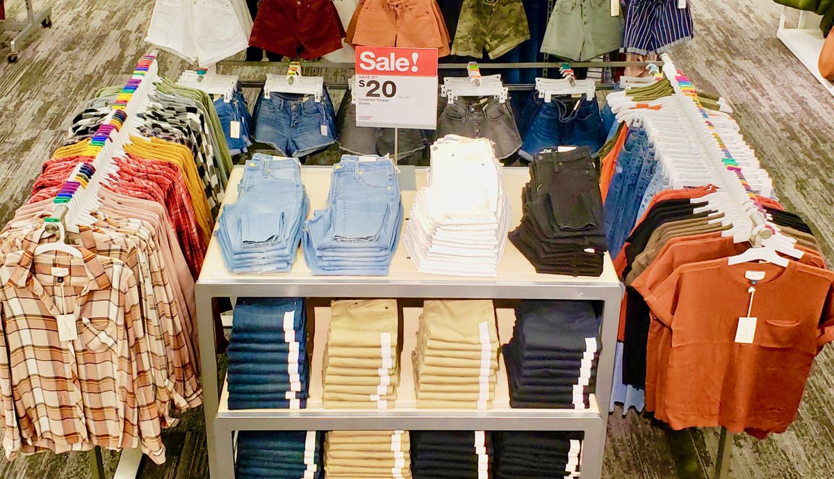 GloriaaRod's tweet photo. Denim on sale during #taxfreeweekend?? Yes Please!!
The college Station @Target is here for all your #backtoschool needs! #TargetBTS2019 #UniversalThreads #foldingstandards #D304 https://t.co/QzrvjFnQSh