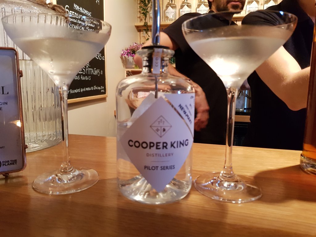 NickDaBird's tweet photo. @CKdistillery New Make (pre-whisky) #Martinis with celery bitters- what a hit! @LEEDSWHISKY @RealPizzaduck https://t.co/S6t7aj8Wgd