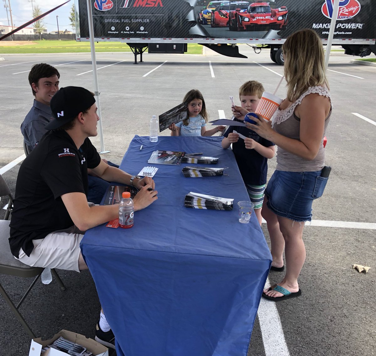 IMSA's tweet photo. 🗣 Calling all Texans! Head over to Santikos Entertainment in Cibolo, Texas for the @VP_Racing_Fuels @TheArtOfRacing event! 

@HarryGottsacker, @Rileyd253, and @parker_chase19 will be signing autographs throughout the day!

#IMSA https://t.co/1XxyBmzTfL
