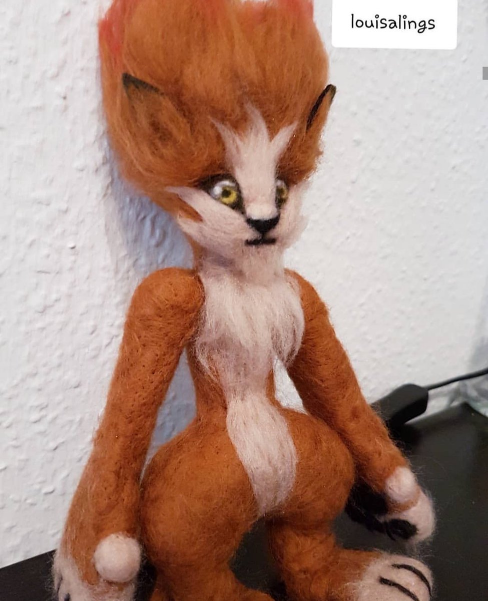 NeedleFeltingYo's tweet photo. A Moomba from Final Fantasy 8~ 😄

This and many more Final Fantasy figures and plushies can be seen at https://t.co/RLb7rOxlKv 

I'm open for commissions! 😁

#handmade #louisalings #needlefelting #moomba #doll #ff8 #finalfantasy #finalfantasy8 #finalfantasyviii #ffviii https://t.co/hvjeo4Zs6x