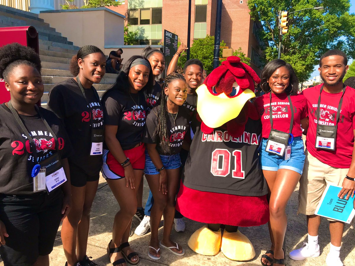 Blessed to have been able to serve as a counselor and have this great group of kids💙. Thank you <a href="/summerseniors/">UofSC Summer Seniors</a> for blessing me with this opportunity