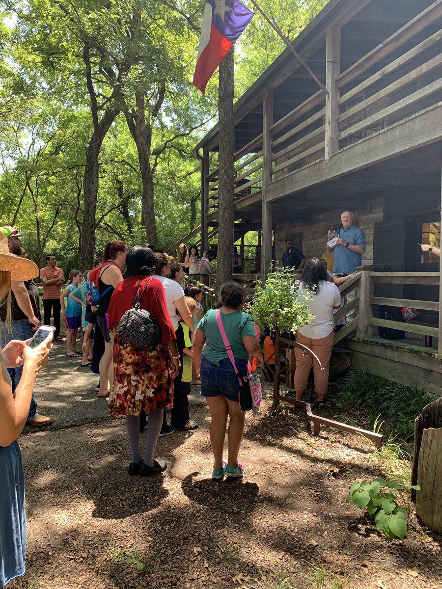 ReadFortWorth's tweet photo. The Mayor’s Summer Reading Challenge Celebrationis under way at the Log Cabin Village in Fort Worth!
#FortWorthReads #100x25fwtx #MyFWPL https://t.co/uVVN8uLohA