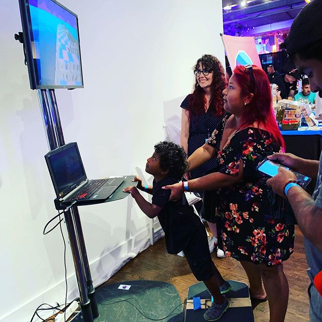 Athomitron's tweet image. #RollControl at #playnyc #gamedev #videogames #kidsplayinggames #art #gamedesign #indiedev zpr.io/gB8Sy