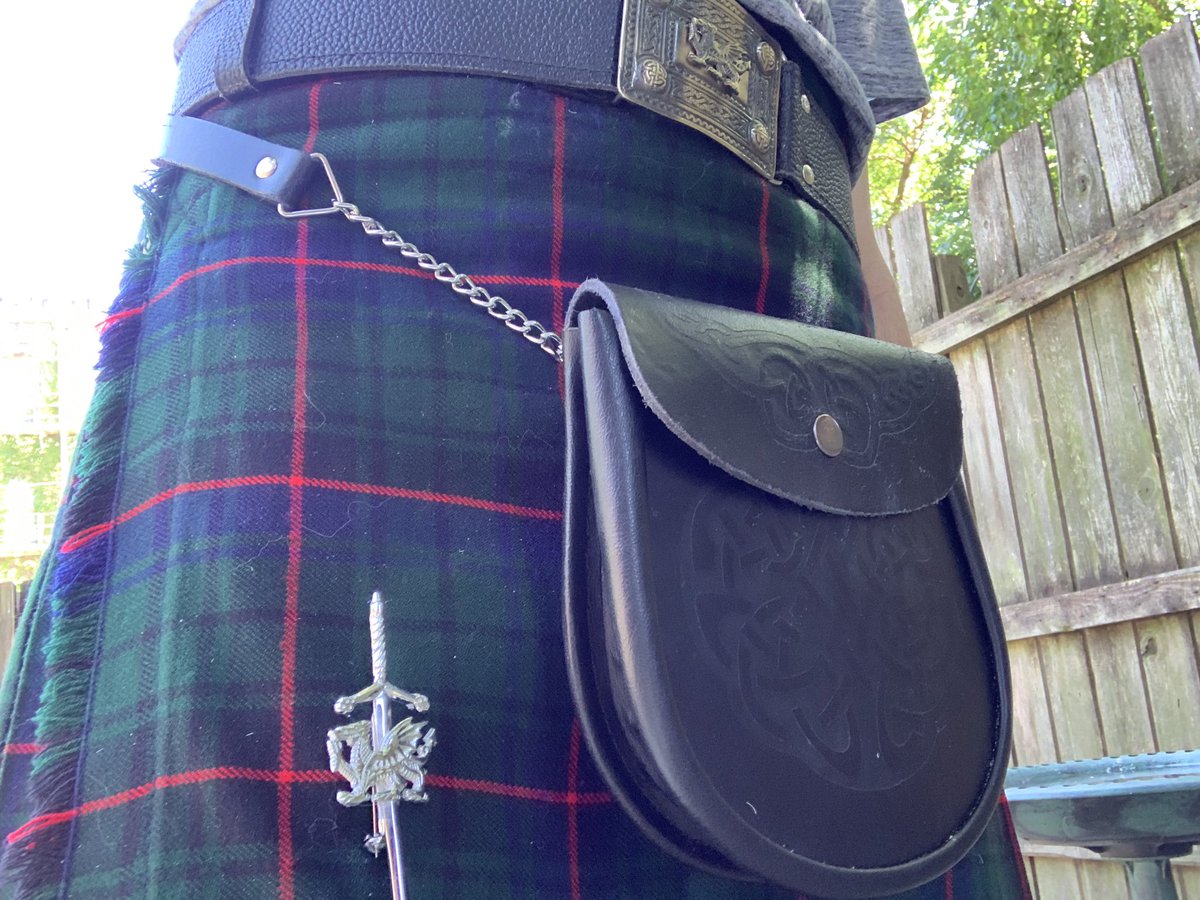 I_PR_THINGS's tweet photo. #kilts gotta #love them #follow my @UnderKilt here and @instagram checkout @aar_inc @AlonzosOil for your #beard https://t.co/McYXVBbUup
