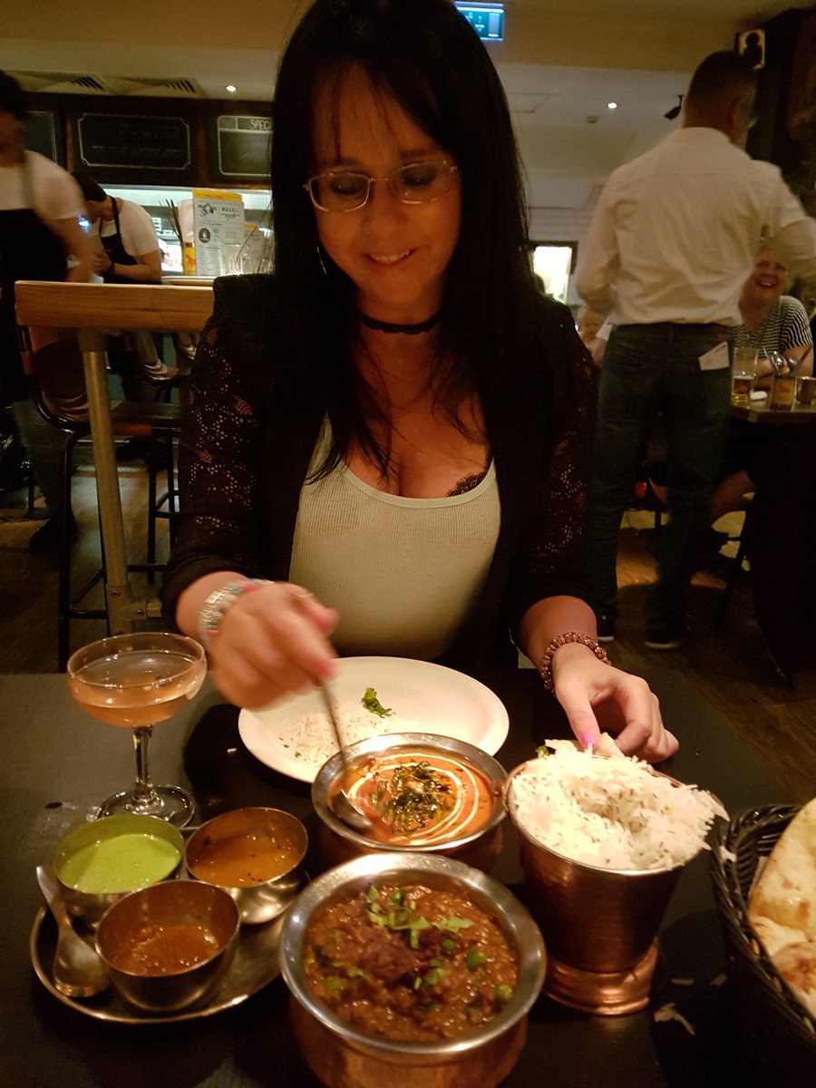 Saturday night Curry Mile style