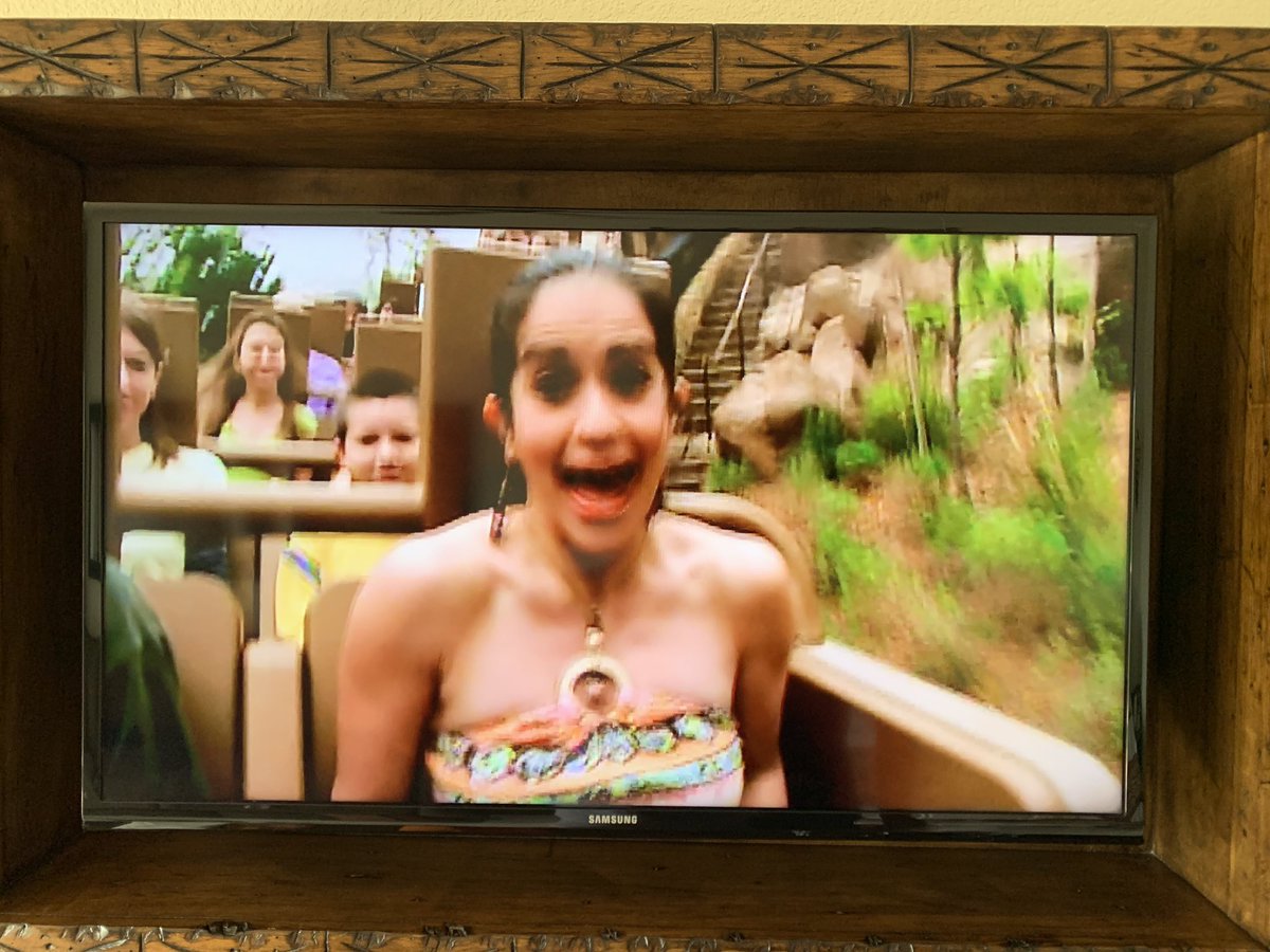 coolguyinga's tweet photo. Watching @staceyjaswad discussing Disney Must-Doβs...a Disney Resort Must-Do!! DTV resort Ch. 4 https://t.co/OT06EiPZdk