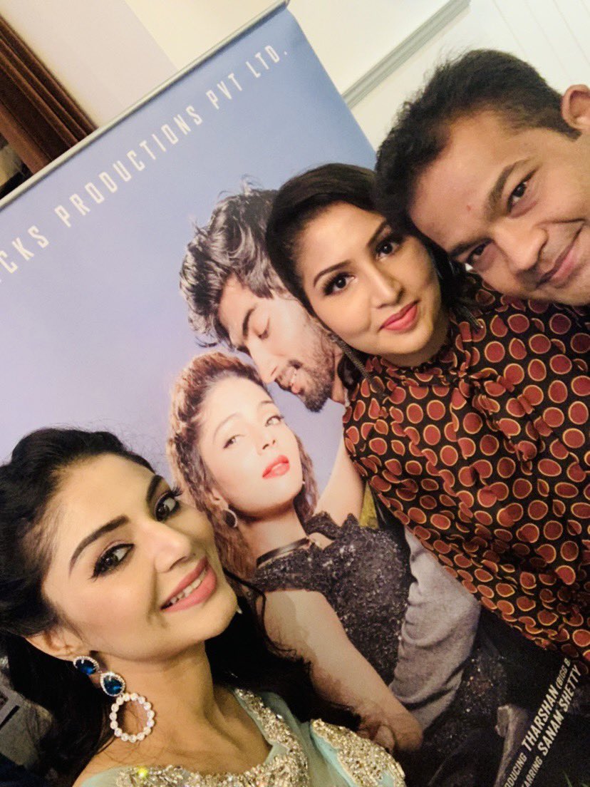NishaSharieff88's tweet photo. At the MAGIE movie poster plus Song launch with good friend and Actress Sanam Shetty
  #biggboss3tamil #biggbosstamil #bridalmakeupartistchennai #blogger #youtuber #actress #sanamshetty #southindianactress #bridalmakeup #movie #movielaunch #nishasharieff https://t.co/KALu00wqkd