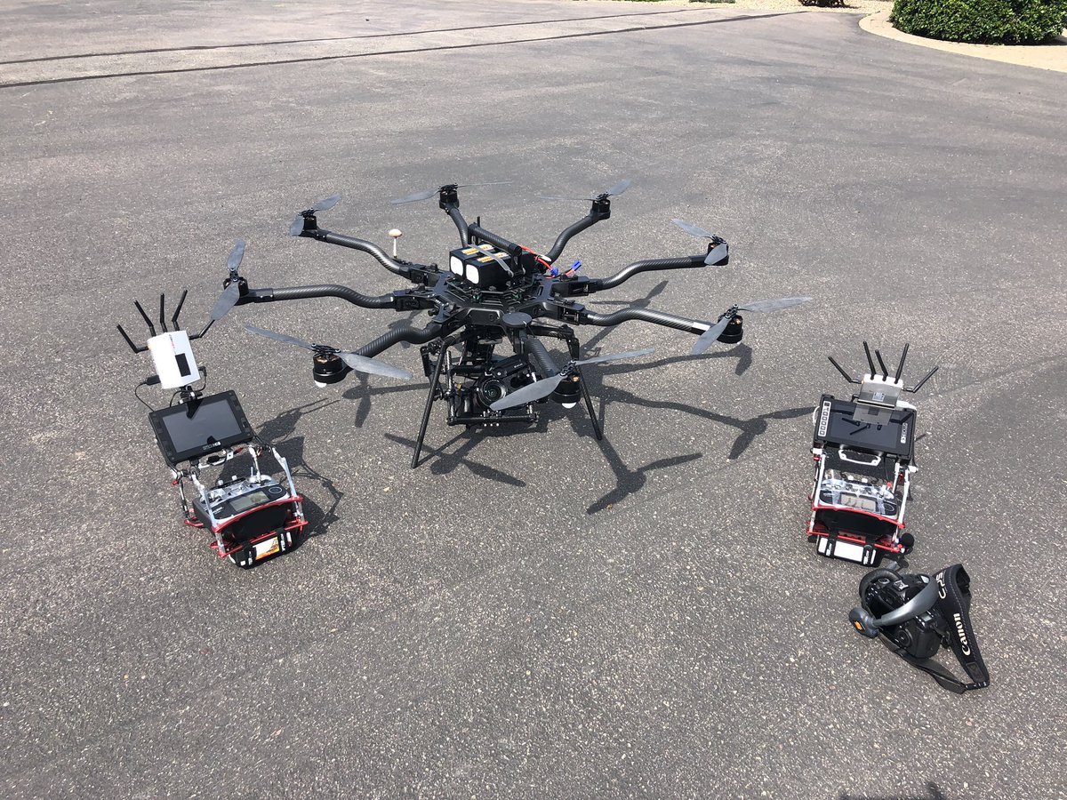 Quadrocopter tweet media