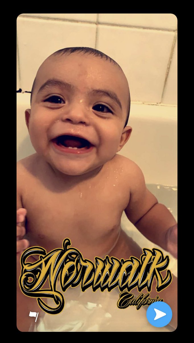 __jada26's tweet photo. 10 months ALREADY!!! 😭 https://t.co/9I77jl0BCl