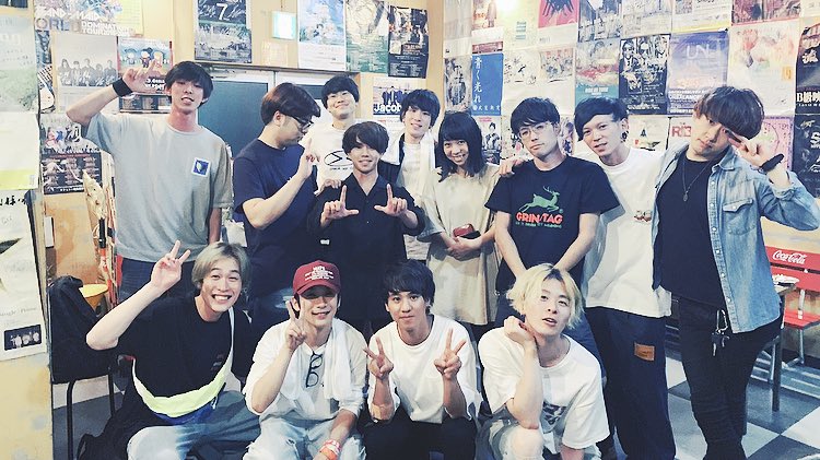 STAY_ON_SOLID's tweet photo. 8月10日
STAY ON SOLID
1st single ｢刹那｣レコ発
"一瞬を一生"

最高な1日でした。
今日この日をこの場所を
選んでくれてありがとうございました。

今日しかないこの一瞬を
あなたの一生にする事ができたならそれ以上に嬉しい事はないです。
出会ってくれてありがとう
見つけてくれてありがとう。 https://t.co/yk89OFczYs
