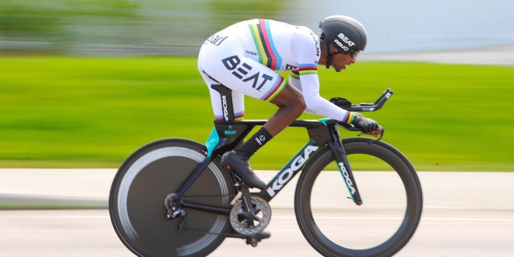 beatcyclingclub's tweet photo. 🥊SCORE!🔥@Daniela18061552 wint op superieure wijze de individuele tijdrit in de Canadese Para-cycling World Cup van Baie-Comeau! 
👉https://t.co/rOaH5EPlch https://t.co/k5oVLV2AFw