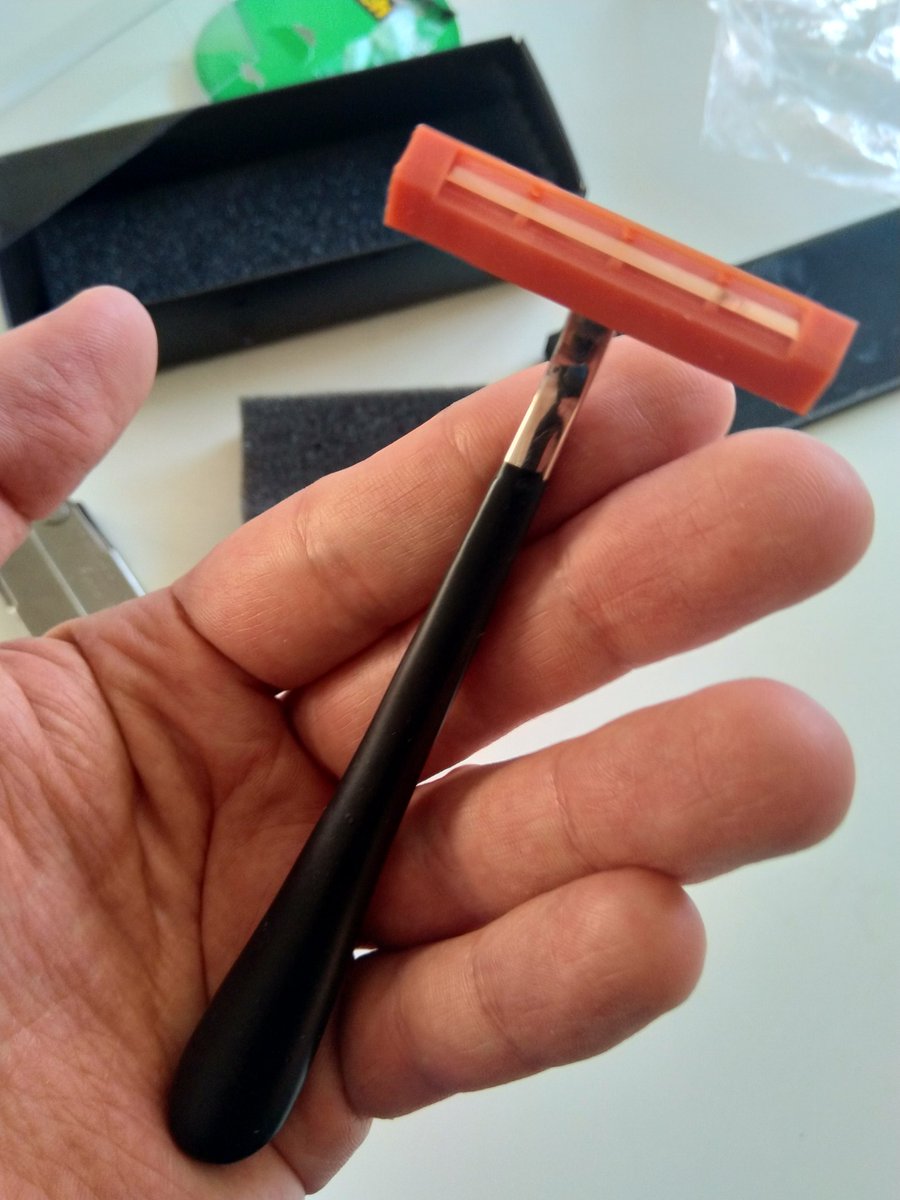 BladeResearch tweet media