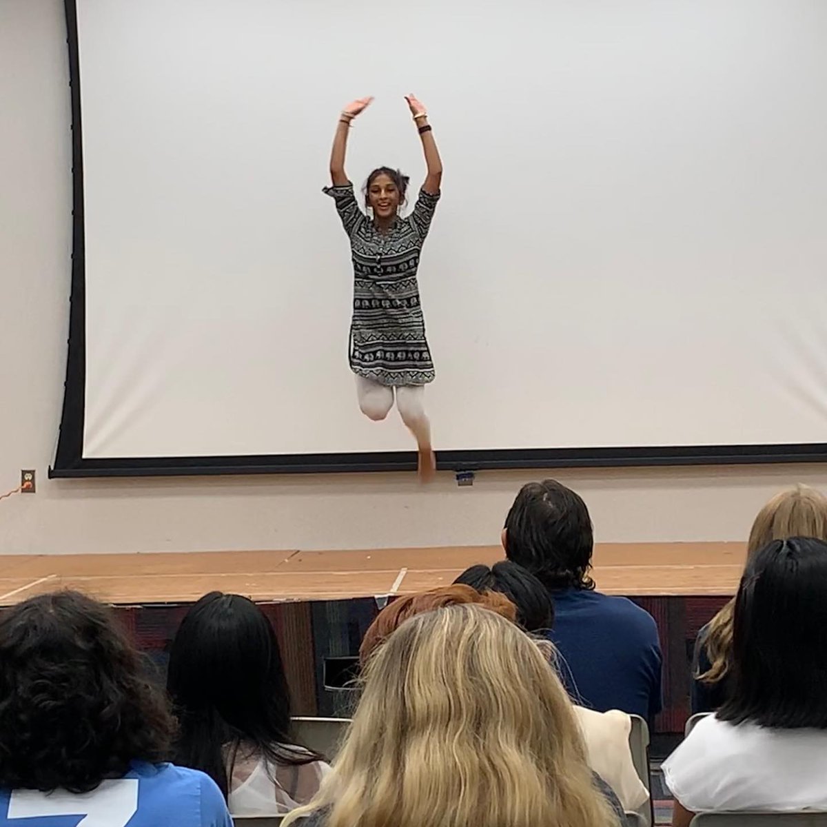 pisclib's tweet photo. Thank you to all our talented performers for sharing their stories through music, dance, art, and more! We can’t wait to continue to tell your #PiscatawayStories #PLinterns19 #PiscatawayNJ #PublicLibraryAssociation @ALA_PLA https://t.co/qVVgK0sY2n