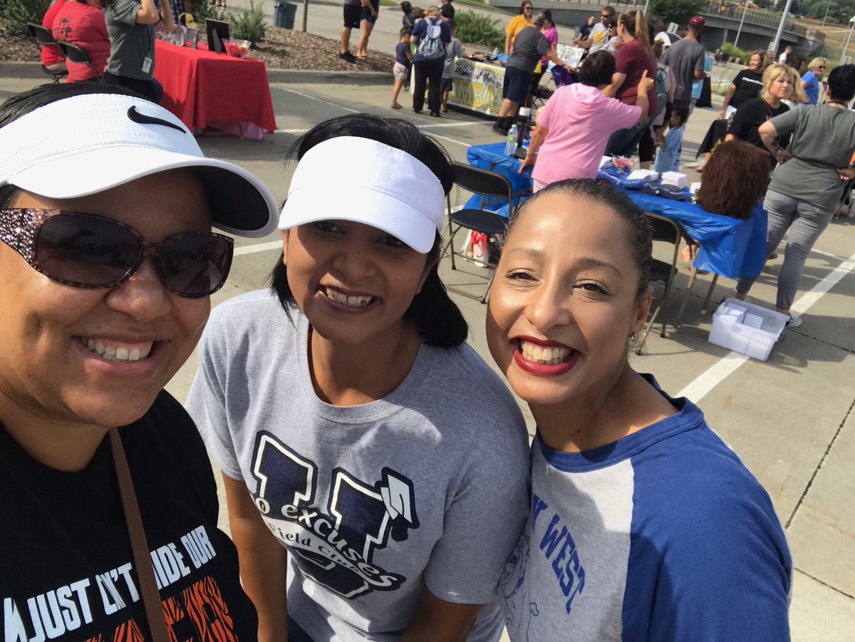 Collette Nero (@opsnero) on Twitter photo Great friends, repping great schools! Back to School Bash 2019 #opsproud @AHaynesHarrison <a href="/Bensonwest/">Benson west</a> <a href="/OPS_FieldClub/">Field Club Elementary</a> Great friends, repping great schools! Back to School Bash 2019 #opsproud @AHaynesHarrison <a href="/Bensonwest/">Benson west</a> <a href="/OPS_FieldClub/">Field Club Elementary</a>