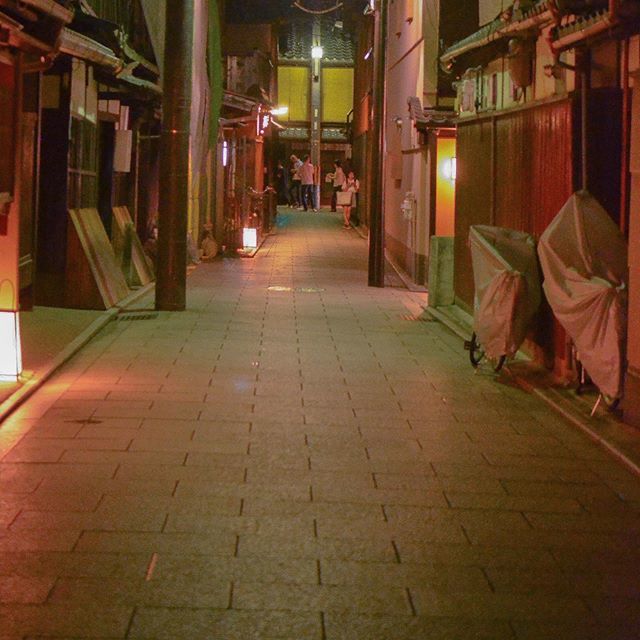 pic_Yuichi's tweet photo. 【via Instagram: https://t.co/NIxFeBKEFm 】 祇園

#kyoto #kyotojapan #kyototravel #kyototrip #kyotogram #gion #japan #japanese #japanesetown #japantrip #japan🇯🇵 #japan_vacations #japan_night_view #京都 #祇園 https://t.co/TEbp62myLx