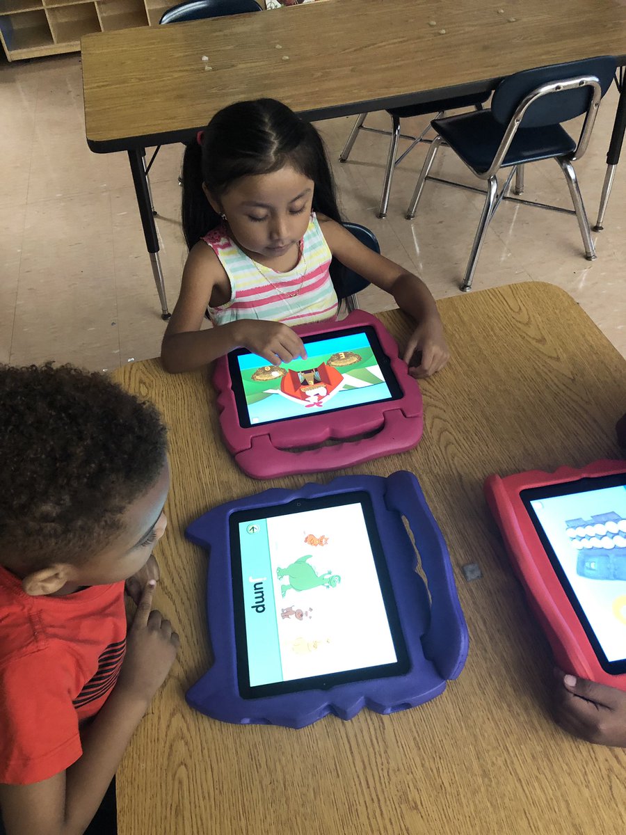 LVKuehn's tweet photo. #happyclassrooms #SPEFSummerStart2019 https://t.co/sb7RzCvFam