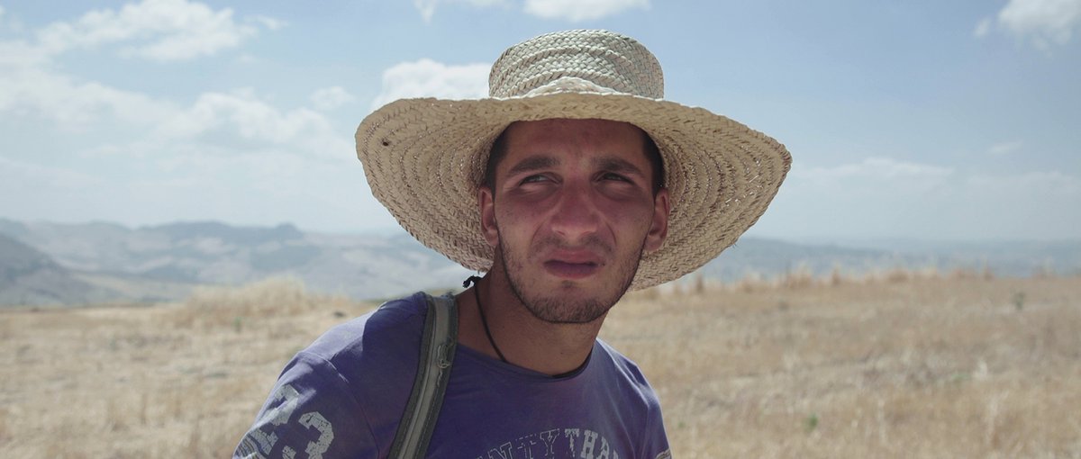 CCinemountain's tweet photo. Il premio Montagne d'Italia al miglior film italiano viene assegnato a LA PATENTE di Giovanni Gaetani Liseo, Italia.
@CValtournenche  @CerviniaValt https://t.co/7ewujwSMzx