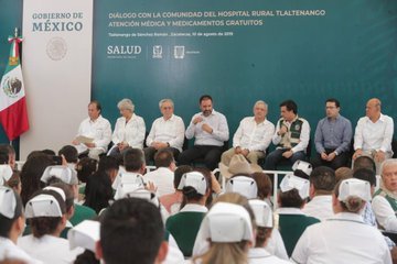 Quadratinoaxaca's tweet photo. El director general del @ISSSTE_mx, @LuisAntoRamirez, acompañó al presidente @lopezobrador_, durante el diálogo con la comunidad del Hospital Rural de Tlaltenango, Zacatecas. https://t.co/hqTupmzrAQ