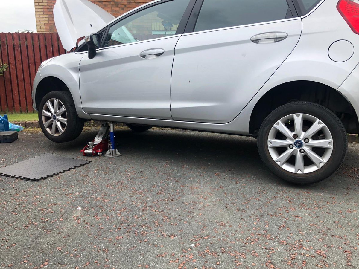 GmMechanics's tweet photo. 📸 Pictures taken from a full service carried out this week on a Ford Fiesta 🚗

🏡 At our customer home address.
#mobilemechanic #service #fullservice #wecometoyou #convienient #manchester #bolton #bury #wigan #gmmobilemechanics https://t.co/1VmwWAaSxb