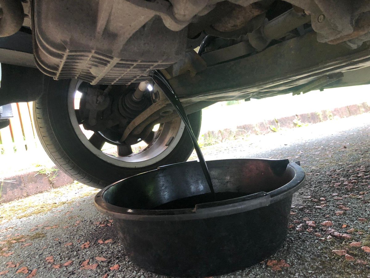 GmMechanics's tweet photo. 📸 Pictures taken from a full service carried out this week on a Ford Fiesta 🚗

🏡 At our customer home address.
#mobilemechanic #service #fullservice #wecometoyou #convienient #manchester #bolton #bury #wigan #gmmobilemechanics https://t.co/1VmwWAaSxb