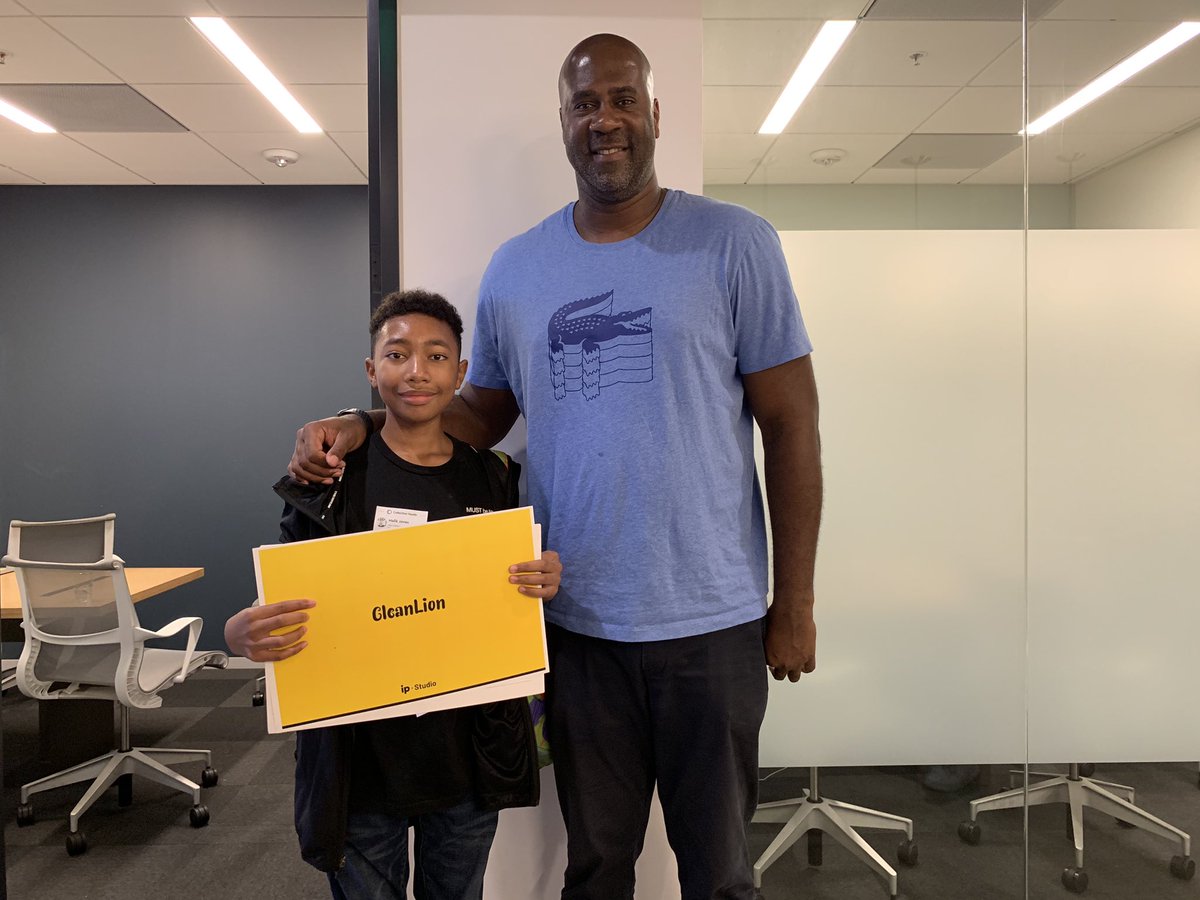 dlrowseom's tweet photo. Wow... super impressed with design work by students in our first studio classes! 😳👍🏾👏🏾  Congrats to them and all the volunteers who helped this program be a success! https://t.co/x3dGnum869