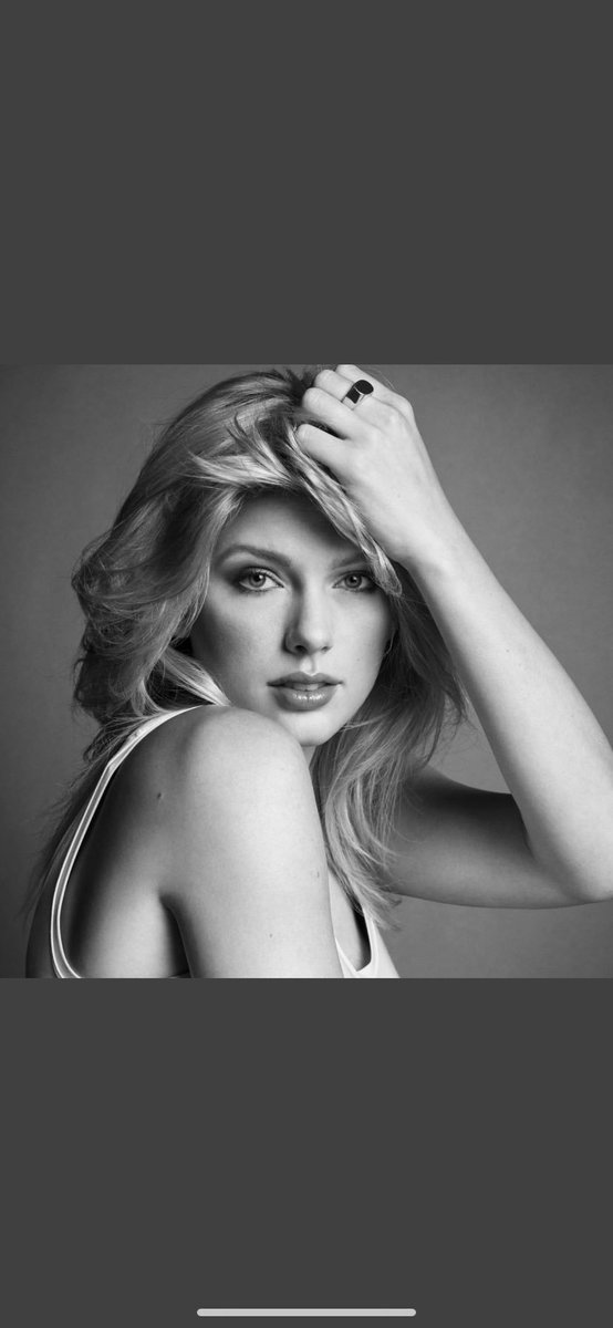 1threadofgold's tweet image. #taylorswiftisloved