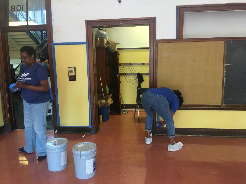 BCBSIL's tweet photo. Pens and pencils and highlighters, oh my! With the school year just around the corner, our employee volunteers, along with their family and friends, helped spruce up @PullmanPride today. Check out our work below! @ChiPubSchools #PullmanPride https://t.co/ooJjiQOvZx