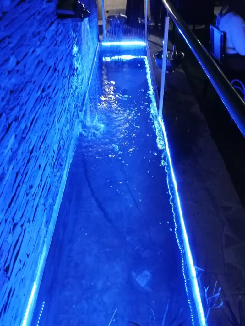 FishlabNA's tweet image. Contact the FishLab Team for the submersible LED Lights installation