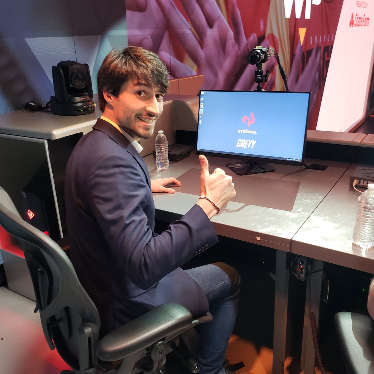 VegasEternal's tweet photo. Now subbing in... https://t.co/QCWpZQUMQO