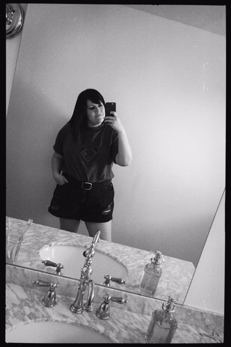 youngfoxes's tweet photo. Feeling good, feeling good. https://t.co/HwMI3GRV6J