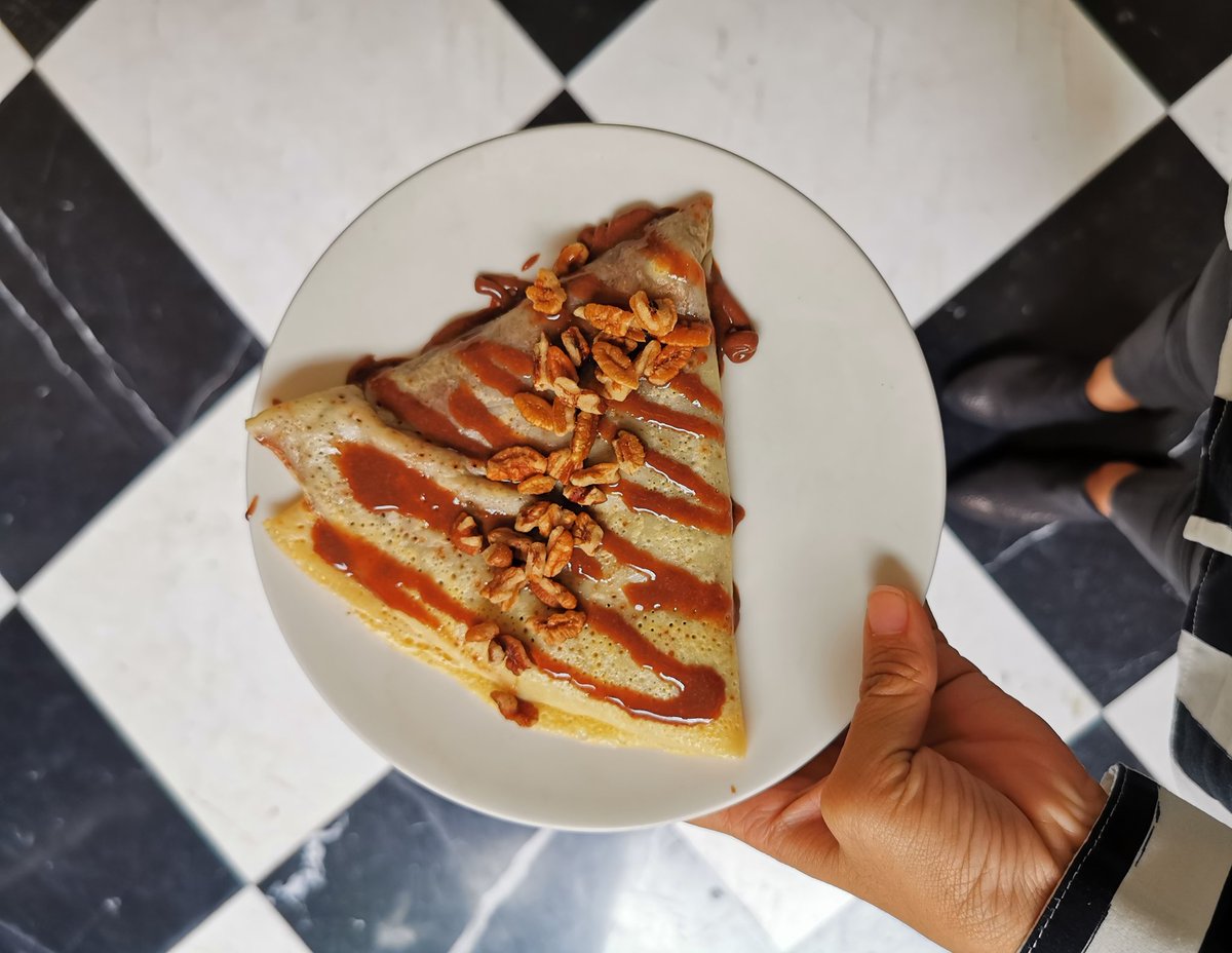 TimeOutMexico's tweet photo. Para el postre, unas crepas con un spritz mule #RecoveryBrunch https://t.co/SEFIQR9nHt