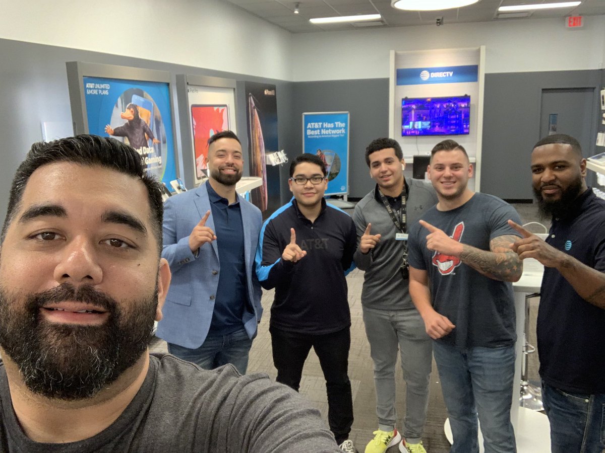 Brushing up on #Rpc #Entertainment &amp; #CRU with the #MPGTEAM <a href="/BranHargrave/">Brandon Hargrave</a> <a href="/ArtVallas/">Art Vallas</a> <a href="/KeavonMokhtari/">Keavon Mokhtari</a> <a href="/jodiquinn69/">Jodi Quinn</a> @ATTPortablesEVD <a href="/elthonmunoz/">Elthon Munoz</a> @DaijuanDavisSr <a href="/Ciara_Wills/">cwills</a> <a href="/404girl/">Betsy Francis</a>