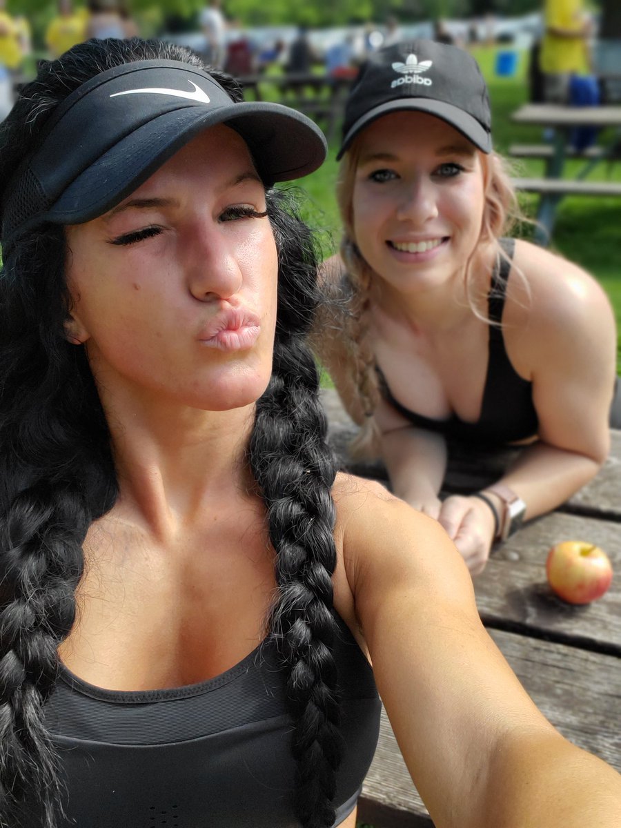 jonesjen013's tweet image. It was a good morning for a run even if we both were hot sweaty messes by the end 🤣🥰 #SpinaBifidaRun #5K #2019Run