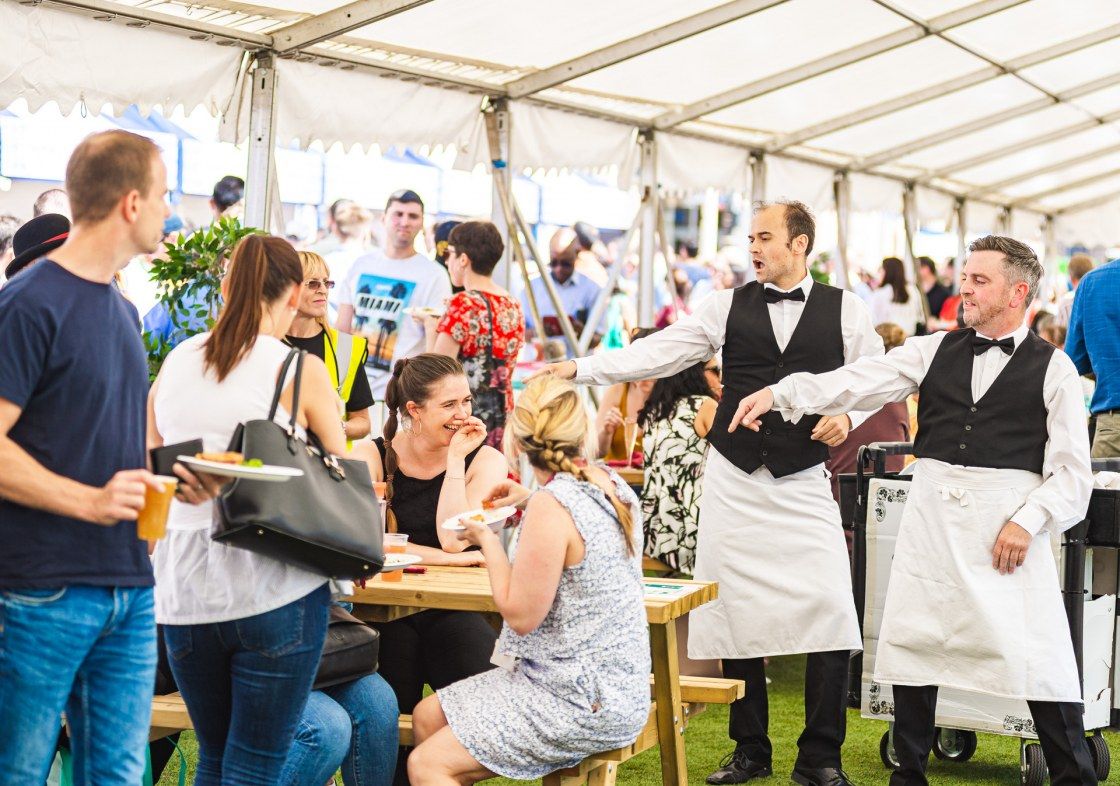 lamarfrancois's tweet photo. Some takes from the Colmore Food Festival #colmorefoodfest19 , candid storytelling for the folks at @ColmoreBID - thanks very much for having me! @HootHospitality @brumculture @visit_bham  @KatyPaddock_ 
https://t.co/7JkuAN2NtD https://t.co/dtValUdVGL