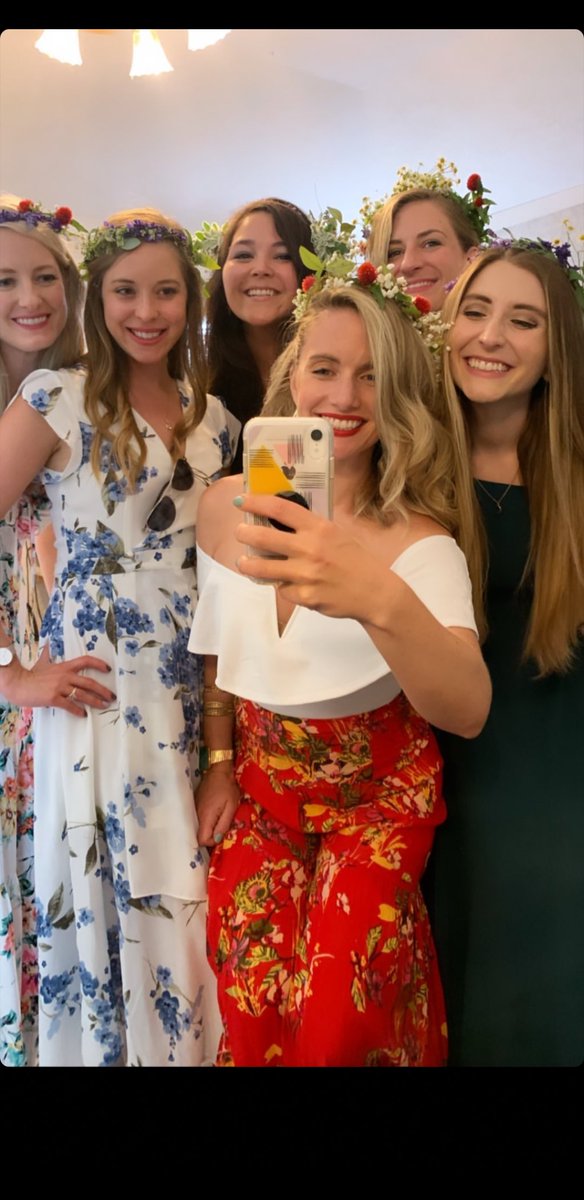 melliwhatsk's tweet photo. WHY ARE THEY ALL SO BEAUTIFUL I'M GONNA CRY #Breredith https://t.co/ZSxC0yaYmF
